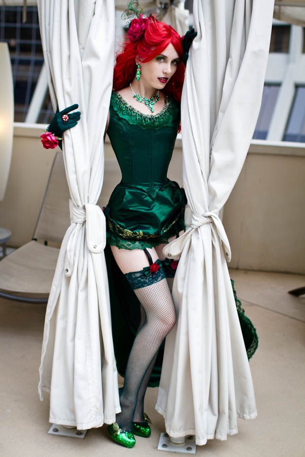 Cosplay Steampunk Poison Ivy Is The Pale Alt Past Hotness Omega Level