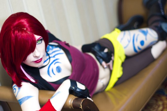 Lilith cosplay.