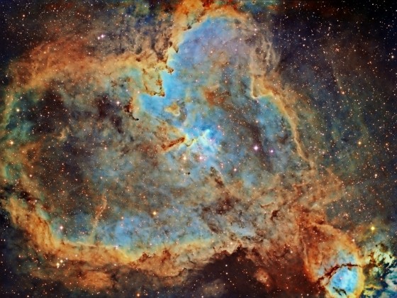 The Heart Nebula. Photo by Terry Hancock.