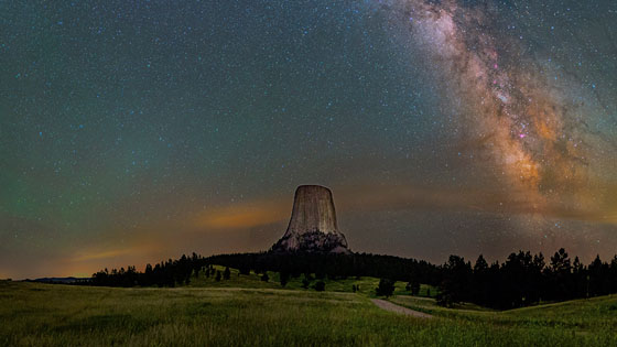 Devil's Tower.