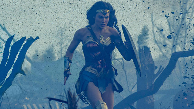 new wonder woman photo war zone