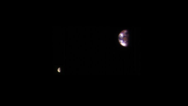 the earth and moon from mars