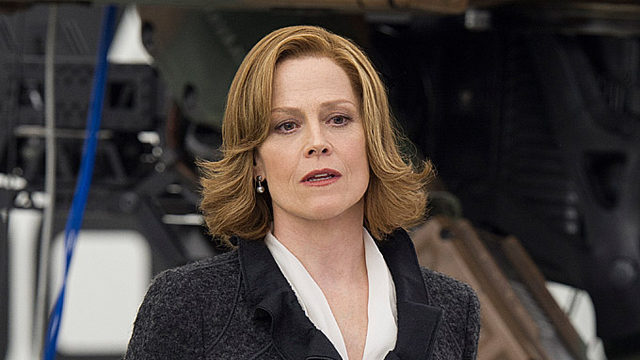 sigourney weaver defenders role