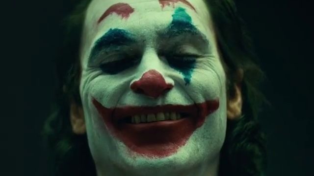 joaquin phoenix joker make up