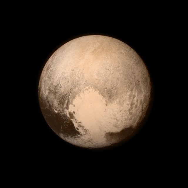 pluto atmosphere frozen