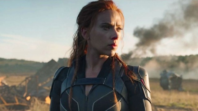 disney still releasing black widow in theaters