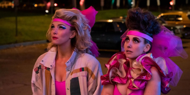 glow creators apple tv alison brie