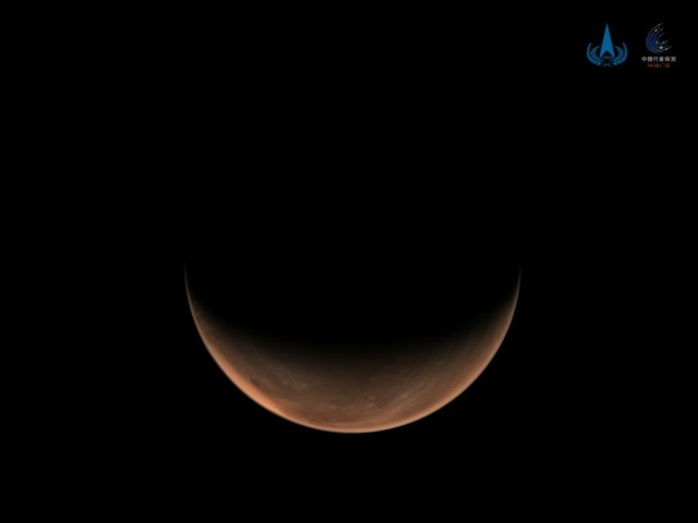 china's tianwen-1 crescent mars probe photos