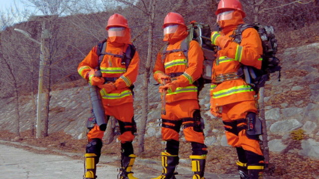 chinese firefighters exoskeletons