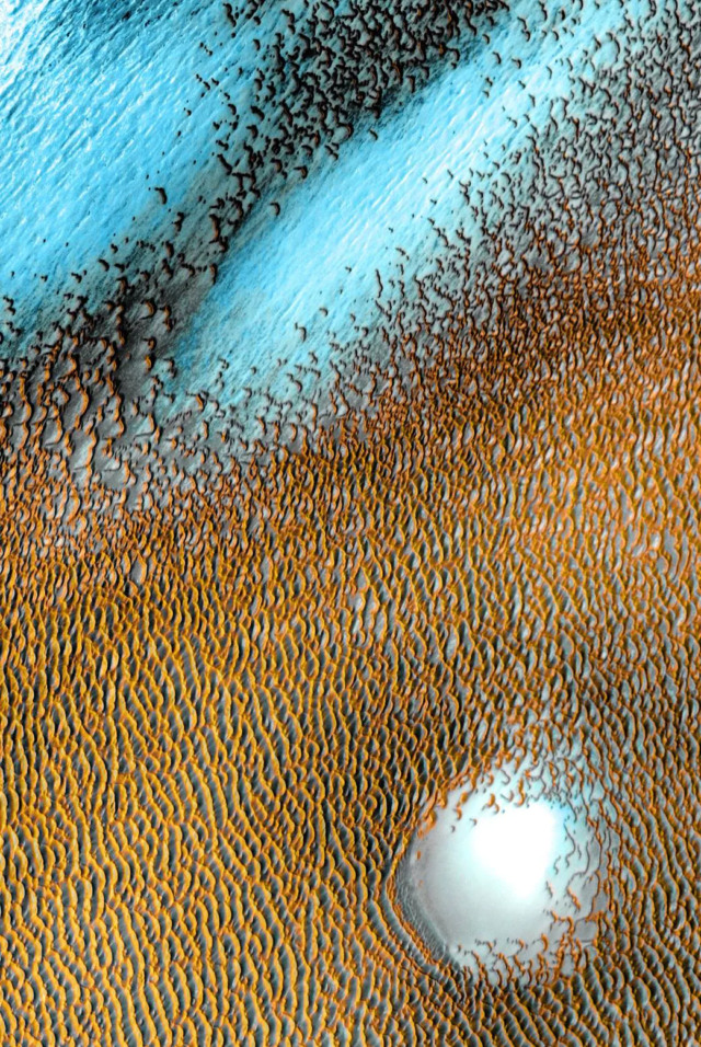 nasa mars sand dunes