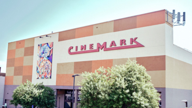 cinemark deal hollywood studios shorter theatrical windows